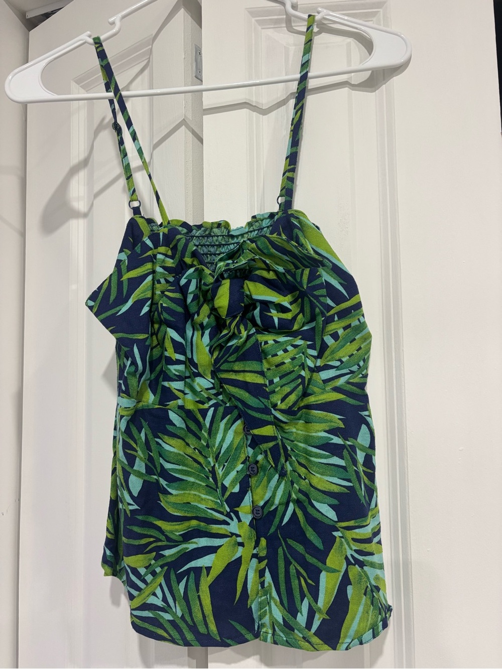 Green Tropical Leaf Print Spaghetti Strap Top